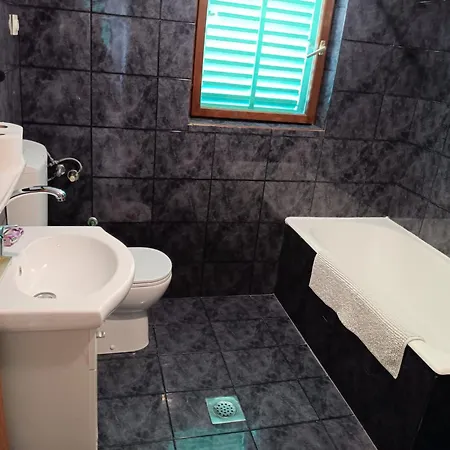 Blazo Appartement Neviđane